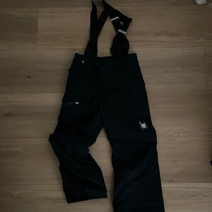Spyder Boy’s Black snowpants with Suspenders